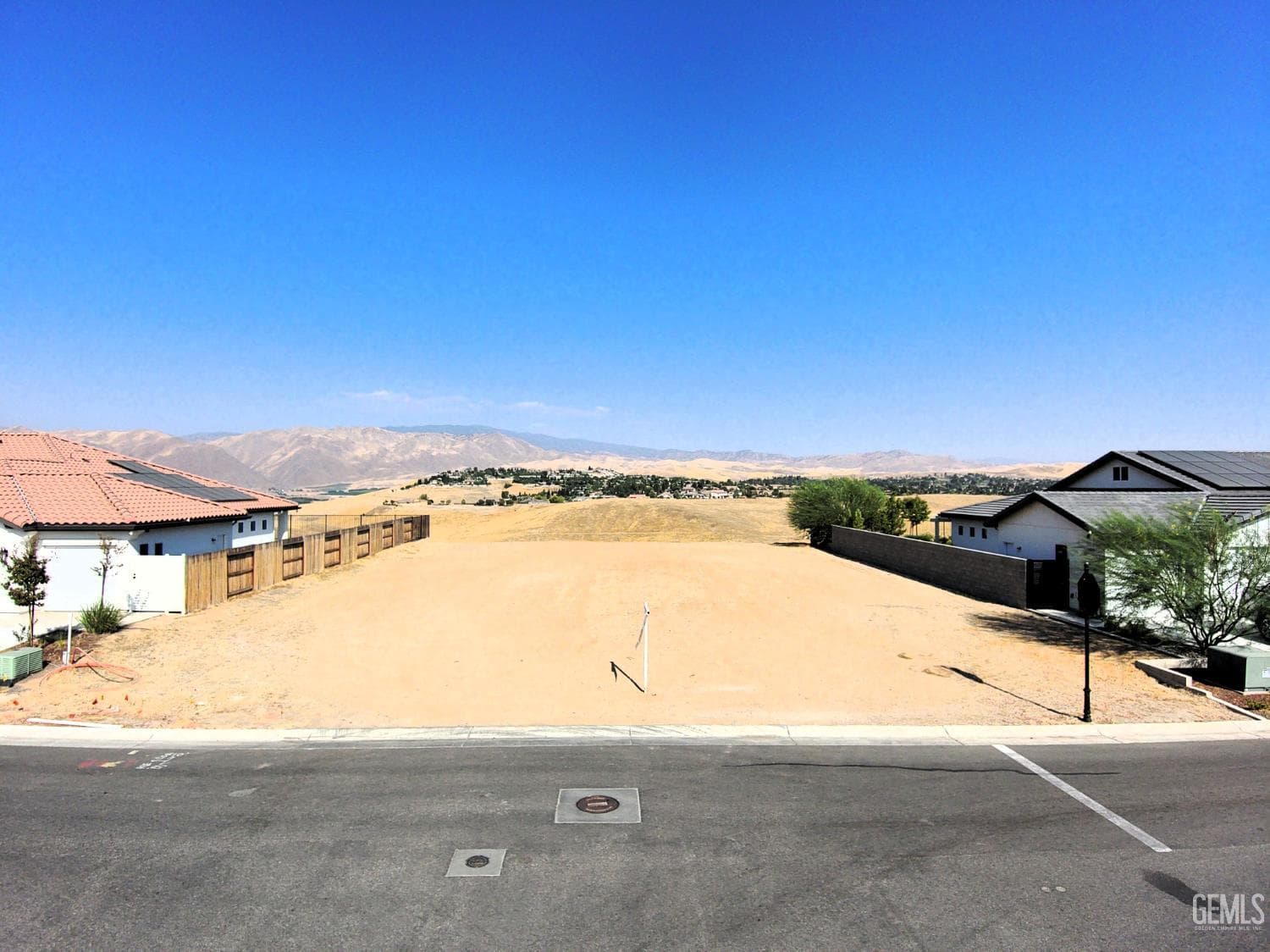6825 Aquamarine Drive