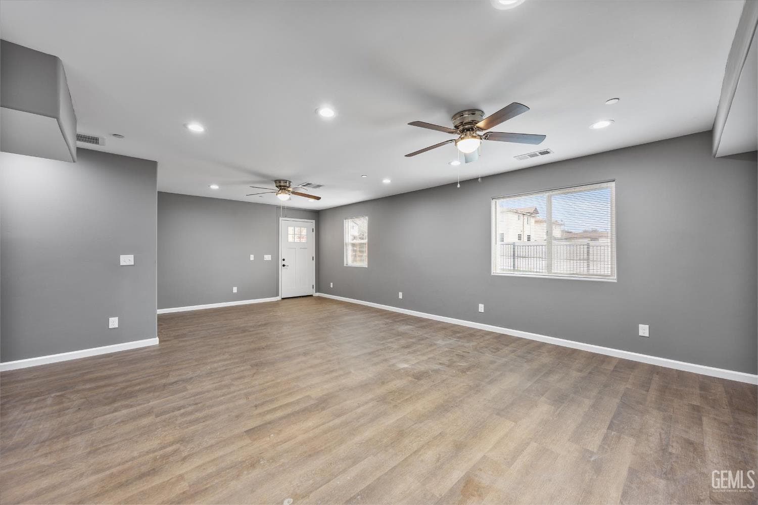 2118 Miller Street — photo 5