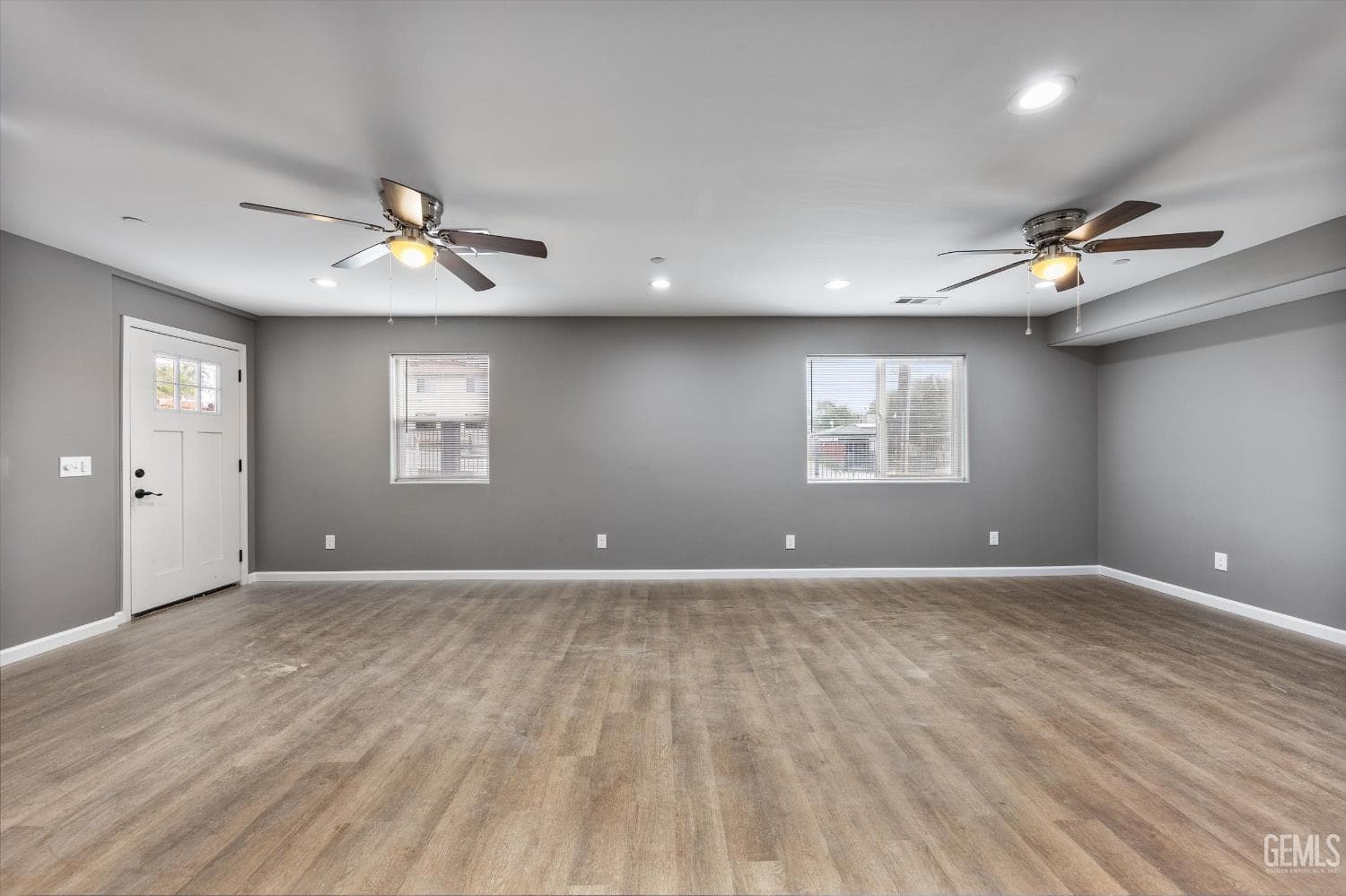 2118 Miller Street — photo 4