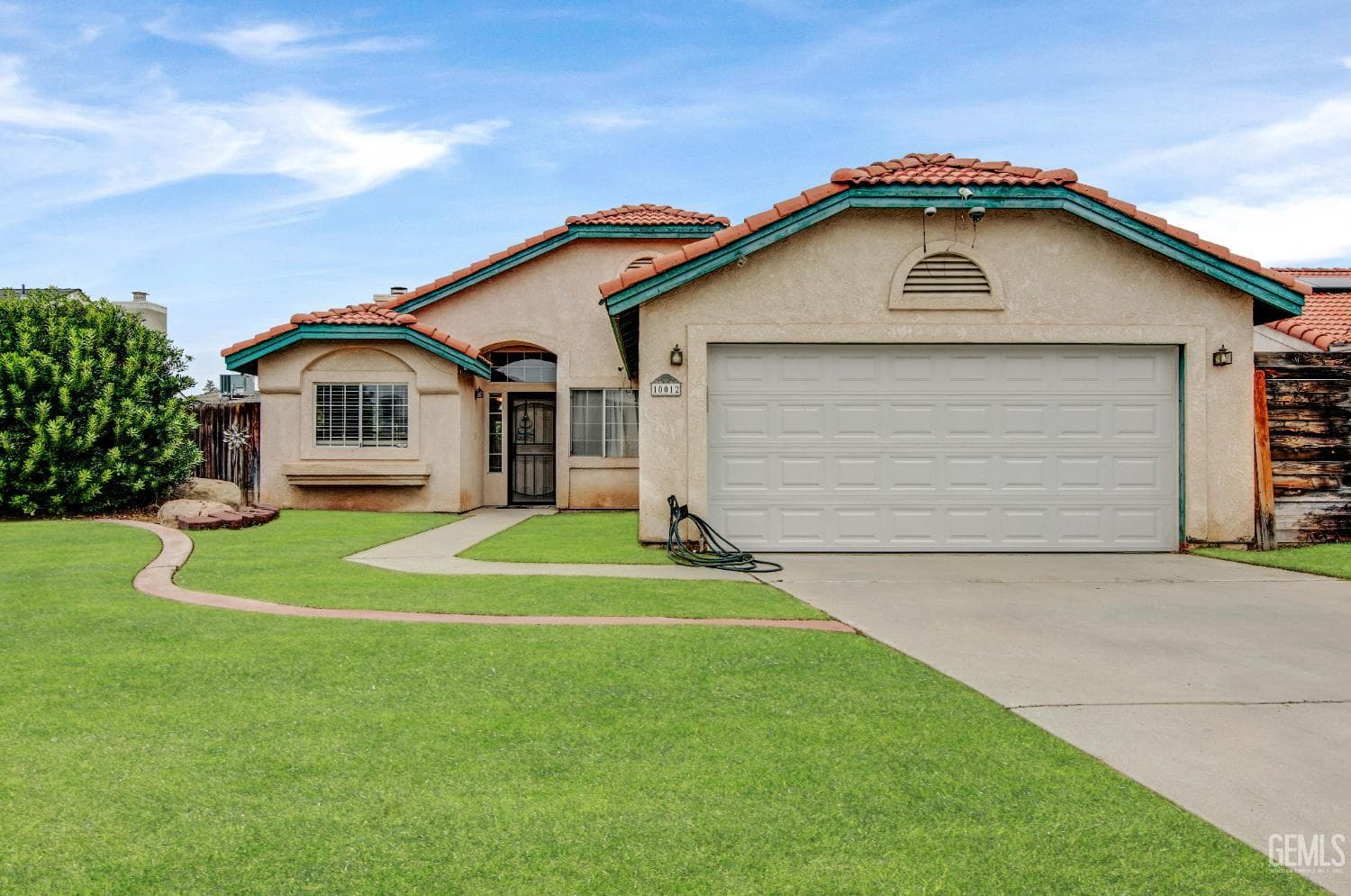 10012 Vanessa Avenue