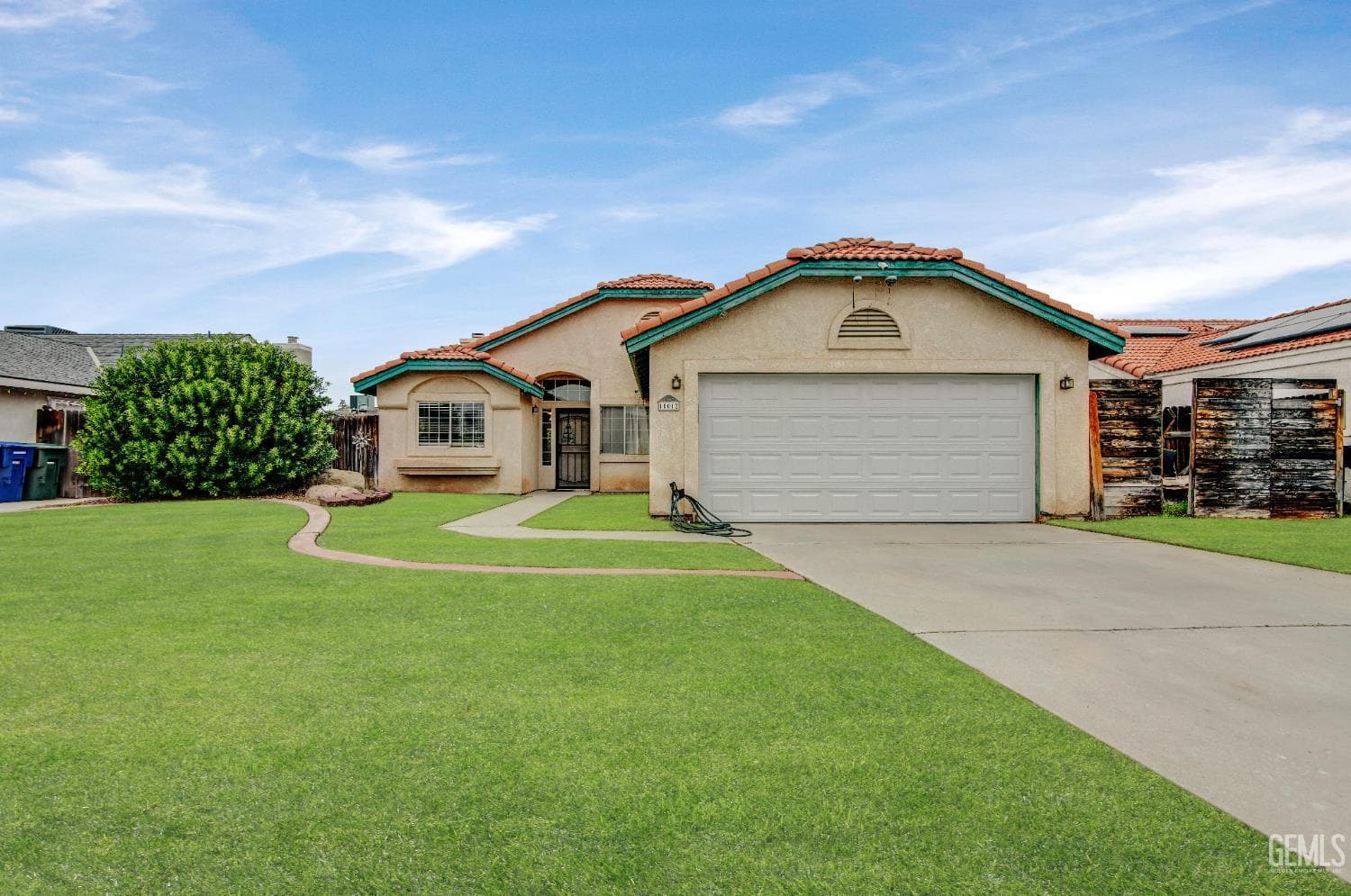 10012 Vanessa Avenue — photo 2