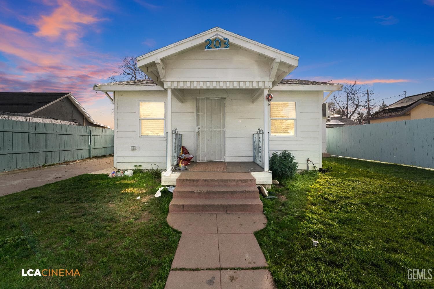203 E Moneta Avenue