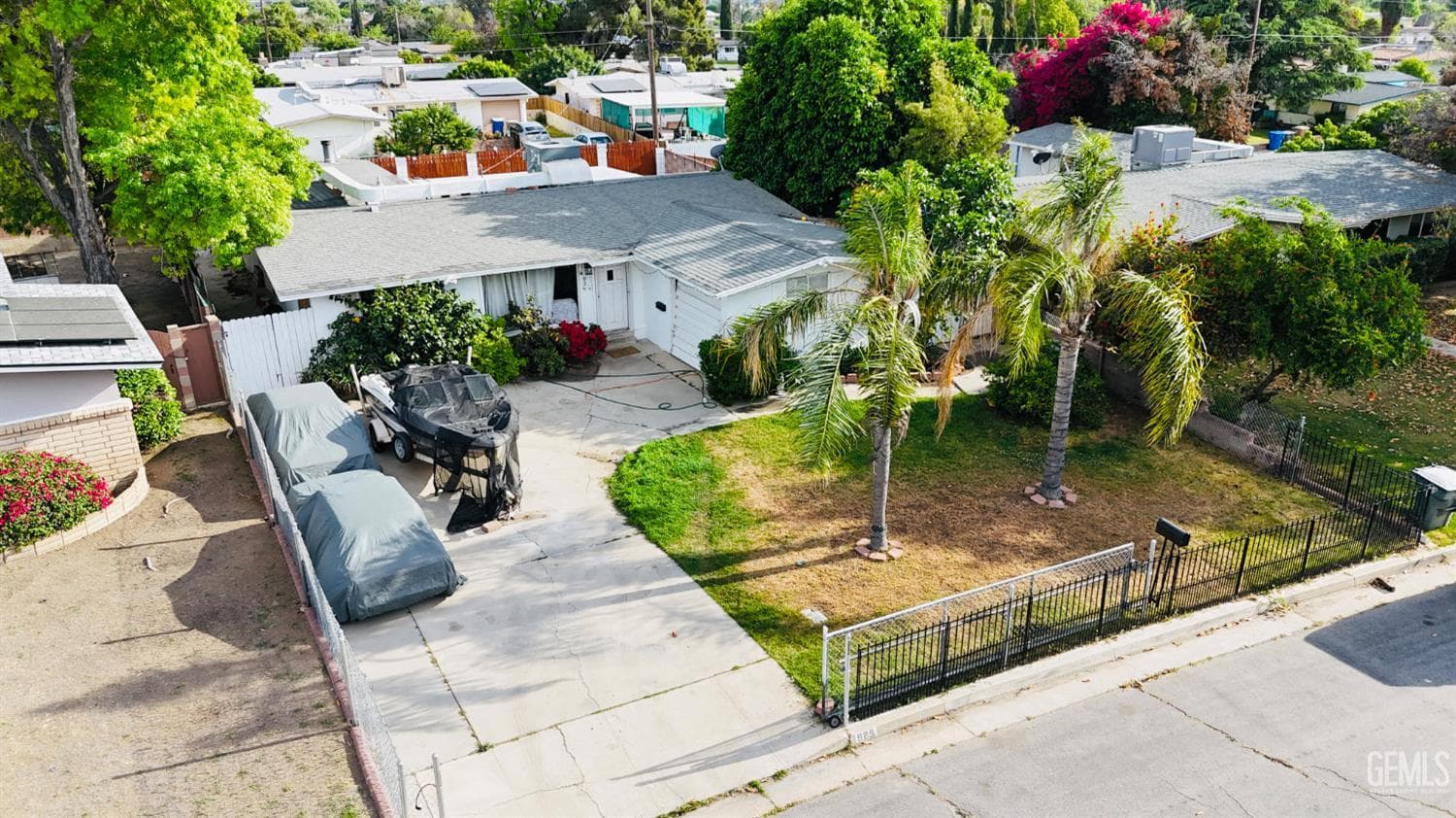 925 Radcliffe Avenue