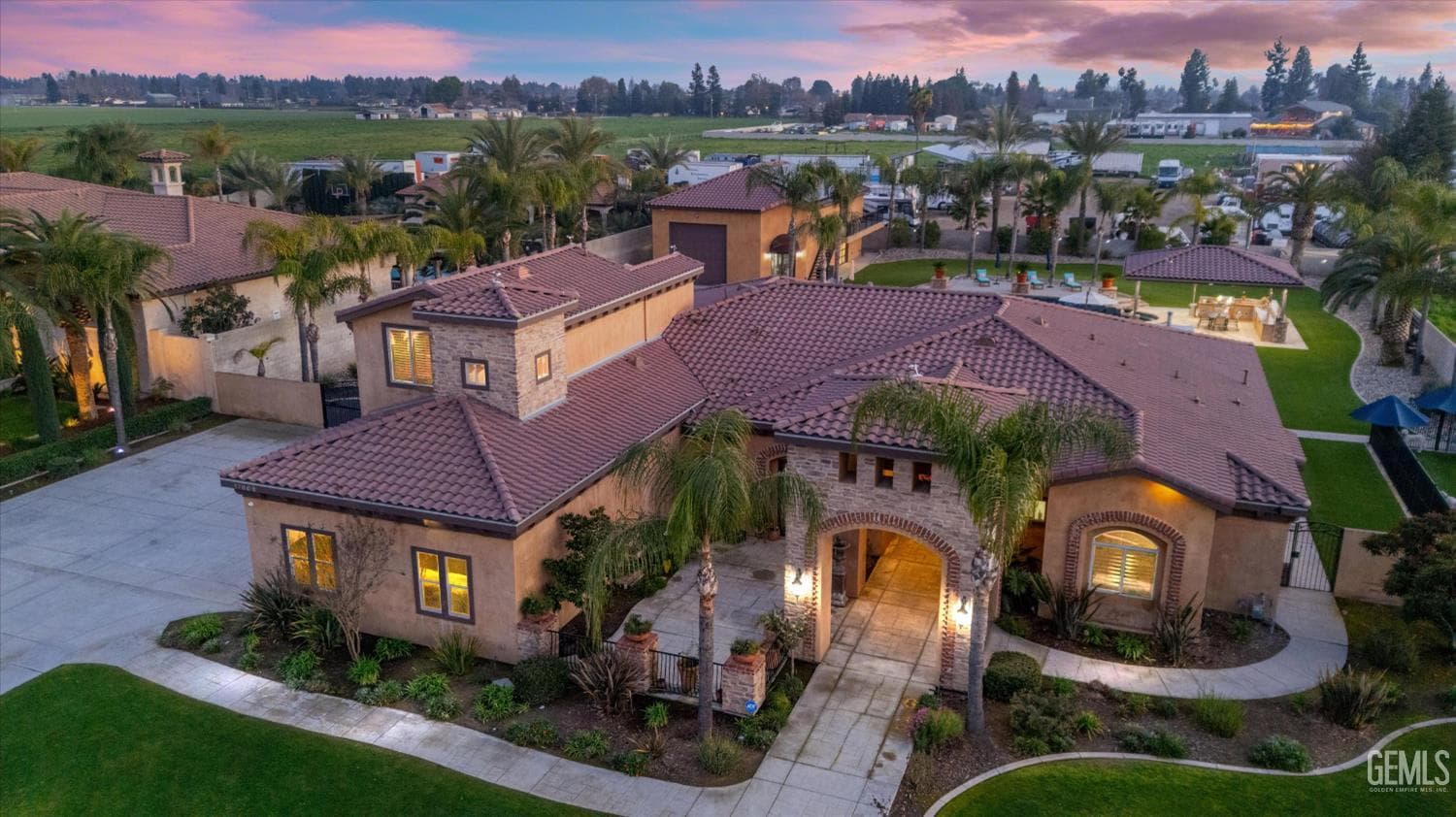 17609 Legend Oaks Lane