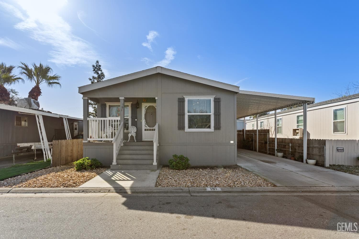 4401 Hughes Lane