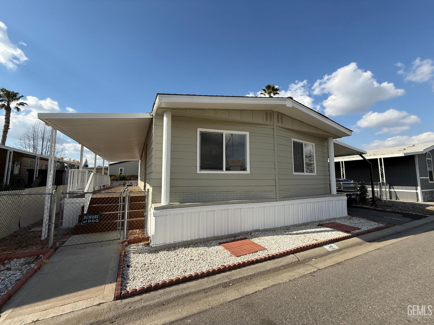 4401 Hughes Lane