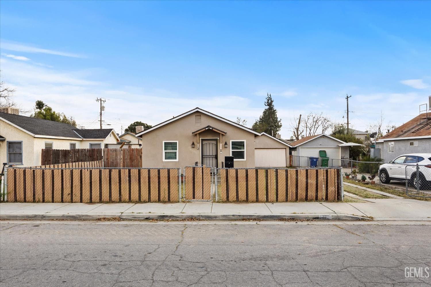 115 E Moneta Avenue