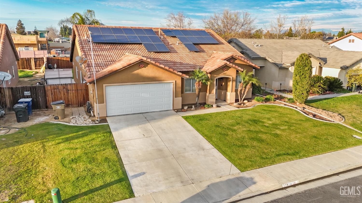 11814 Montague Avenue — photo 2