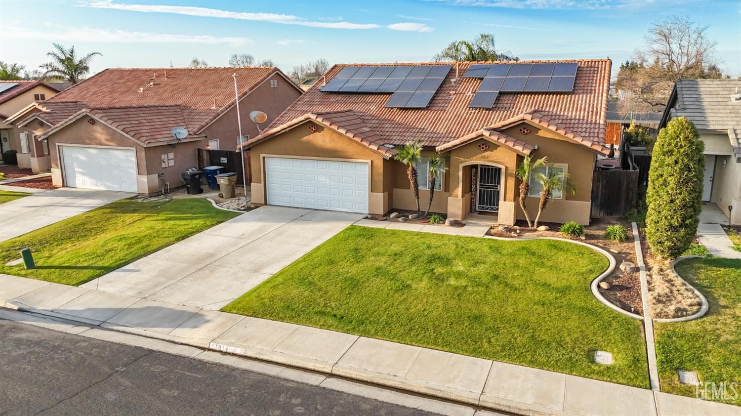 11814 Montague Avenue — photo 3