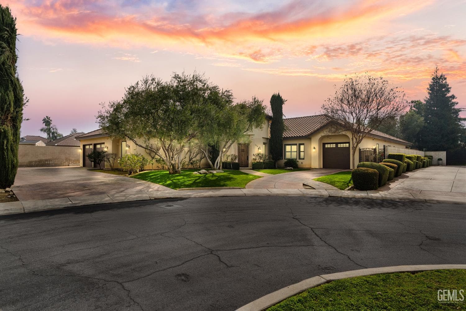 7919 Scarlet Maple Court