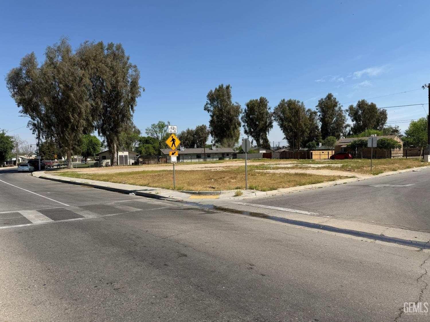 907 Dr Martin L King Jr Boulevard