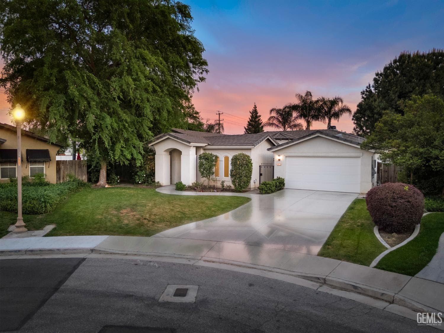 2812 Chiselhurst Court