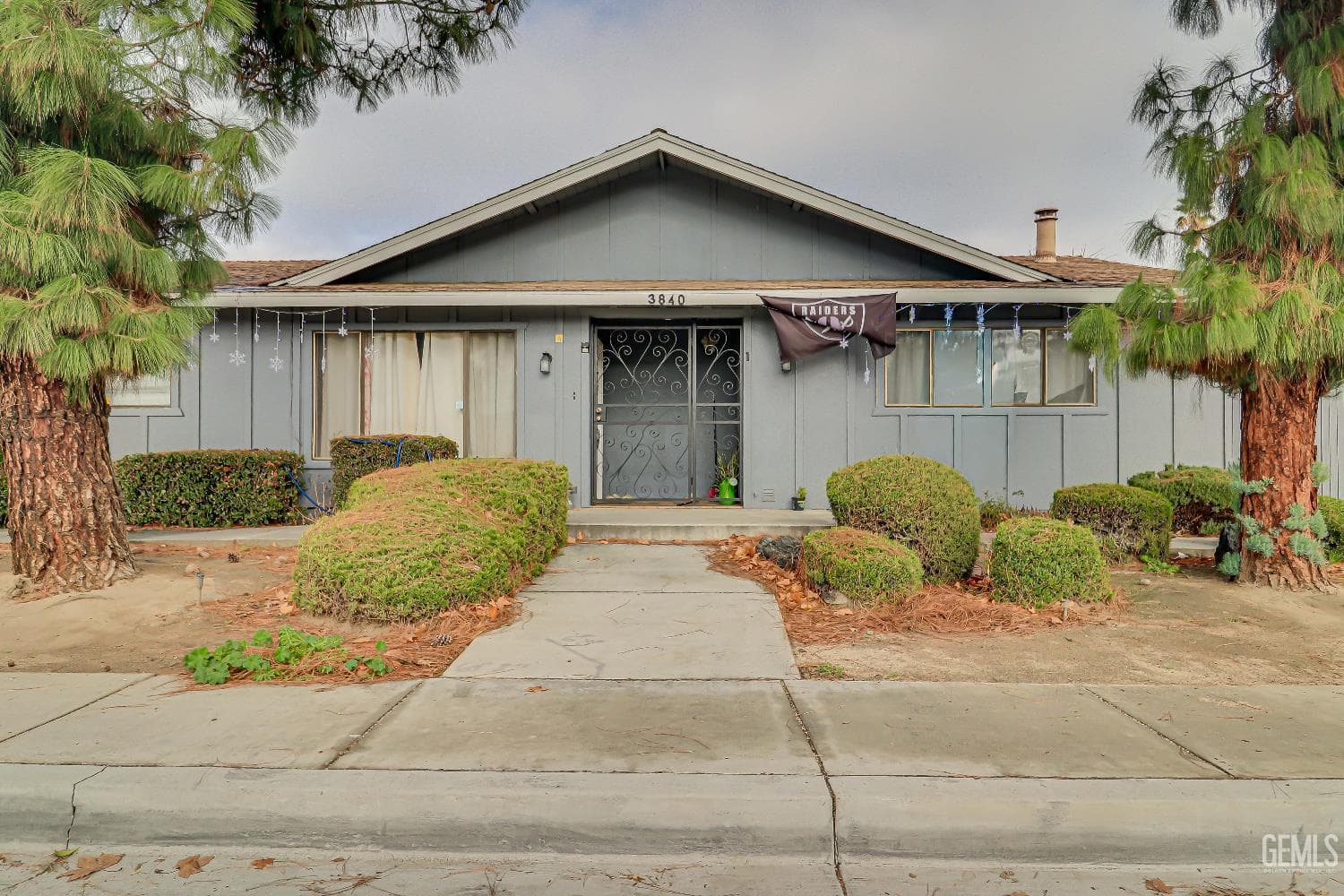 3840 White Lane