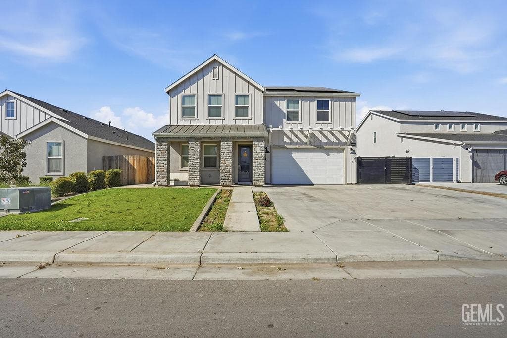 6510 Thunder Trail Drive