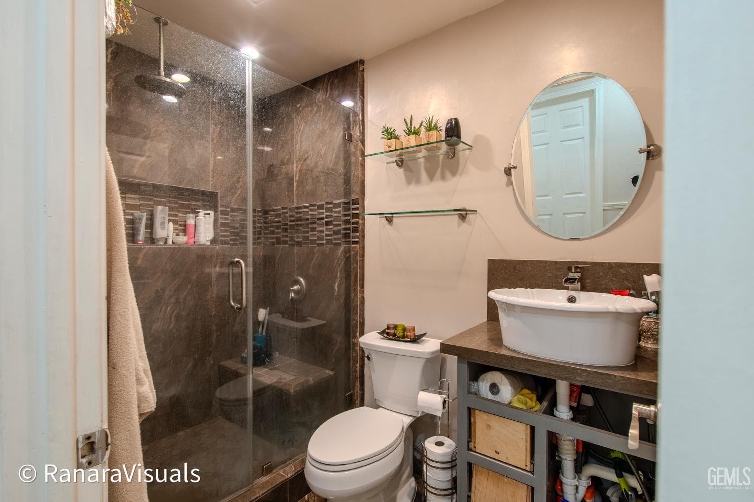 501 Buckley Avenue — photo 5