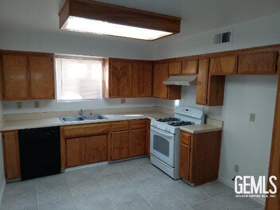 2124 O Street — photo 3