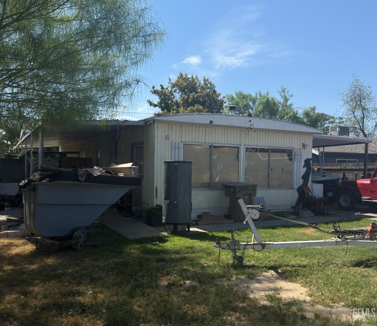 1413 N Gorrill Street — photo 2