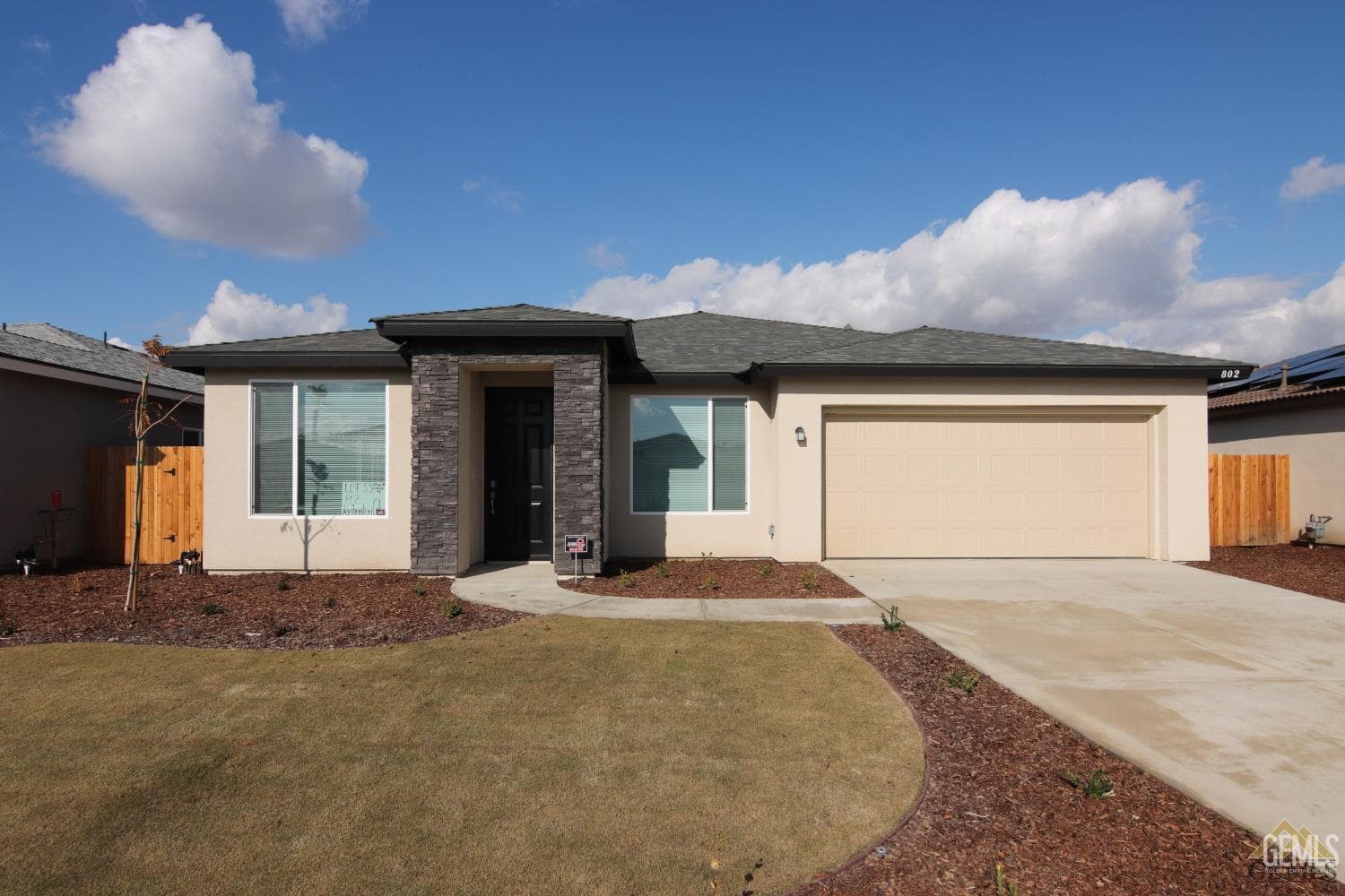 802 Kidlington Court