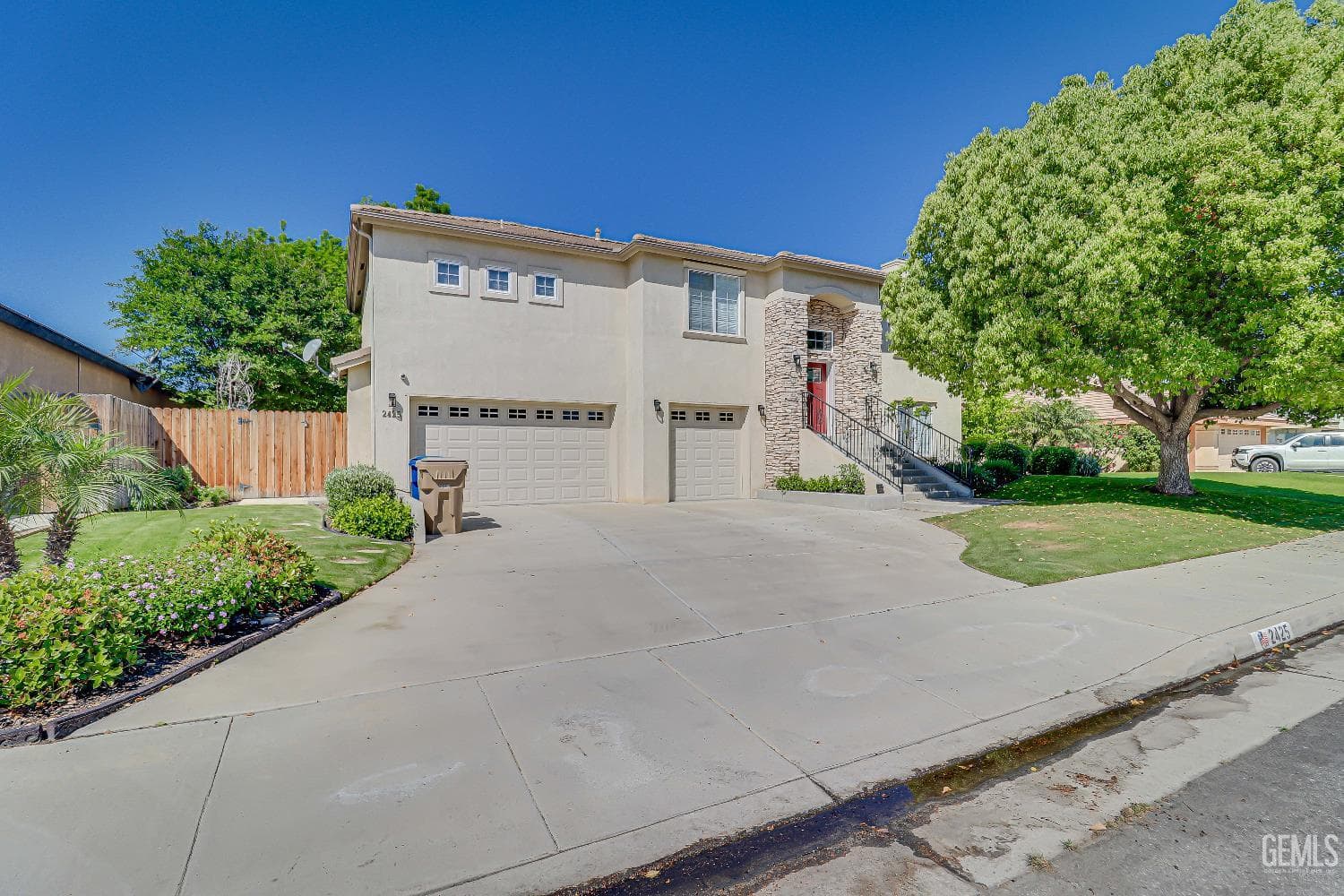 2425 Ollie Court