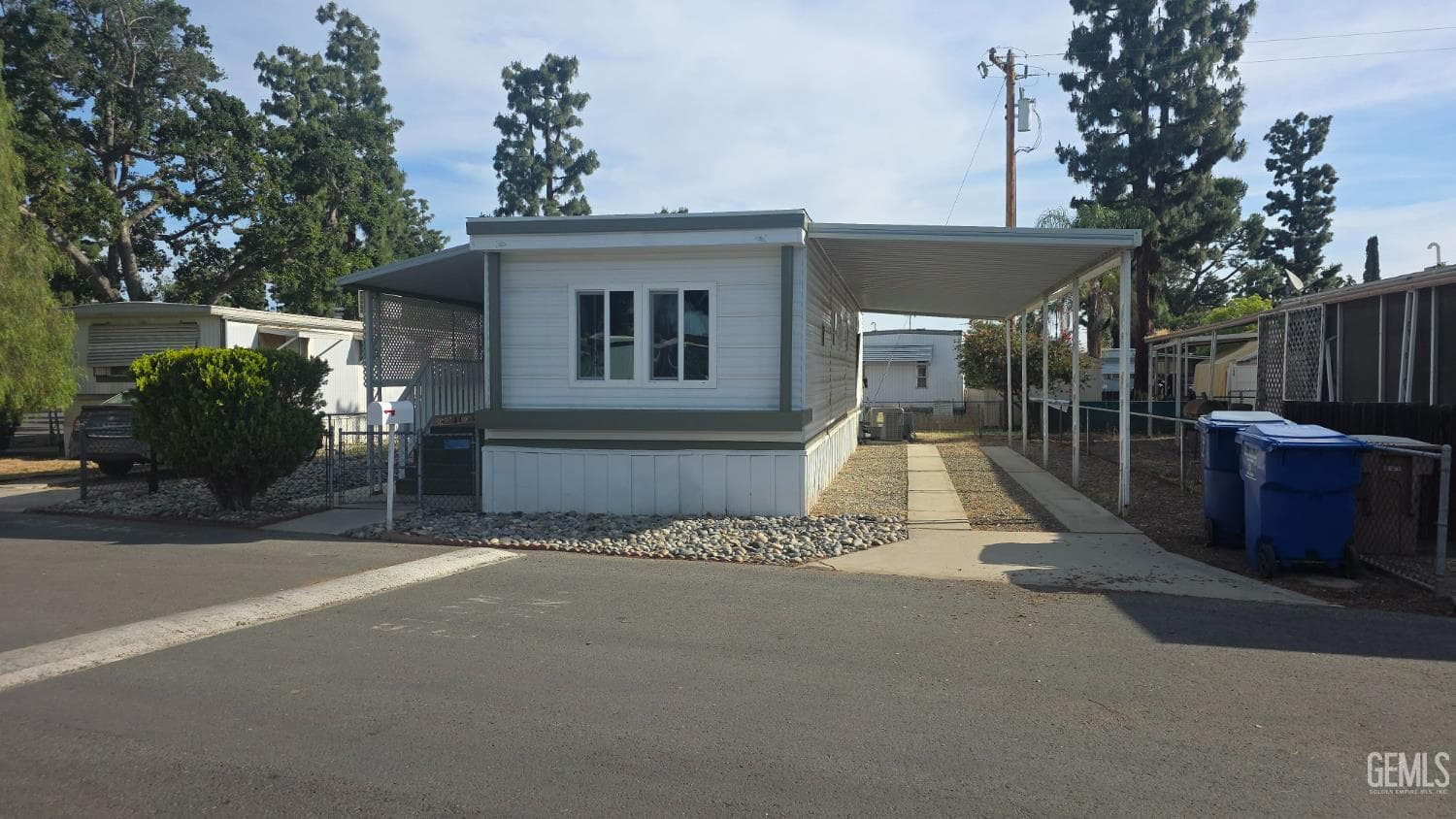 2500 Jewetta Avenue