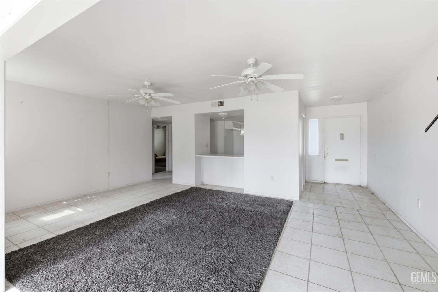 900 River Oaks Drive — photo 4