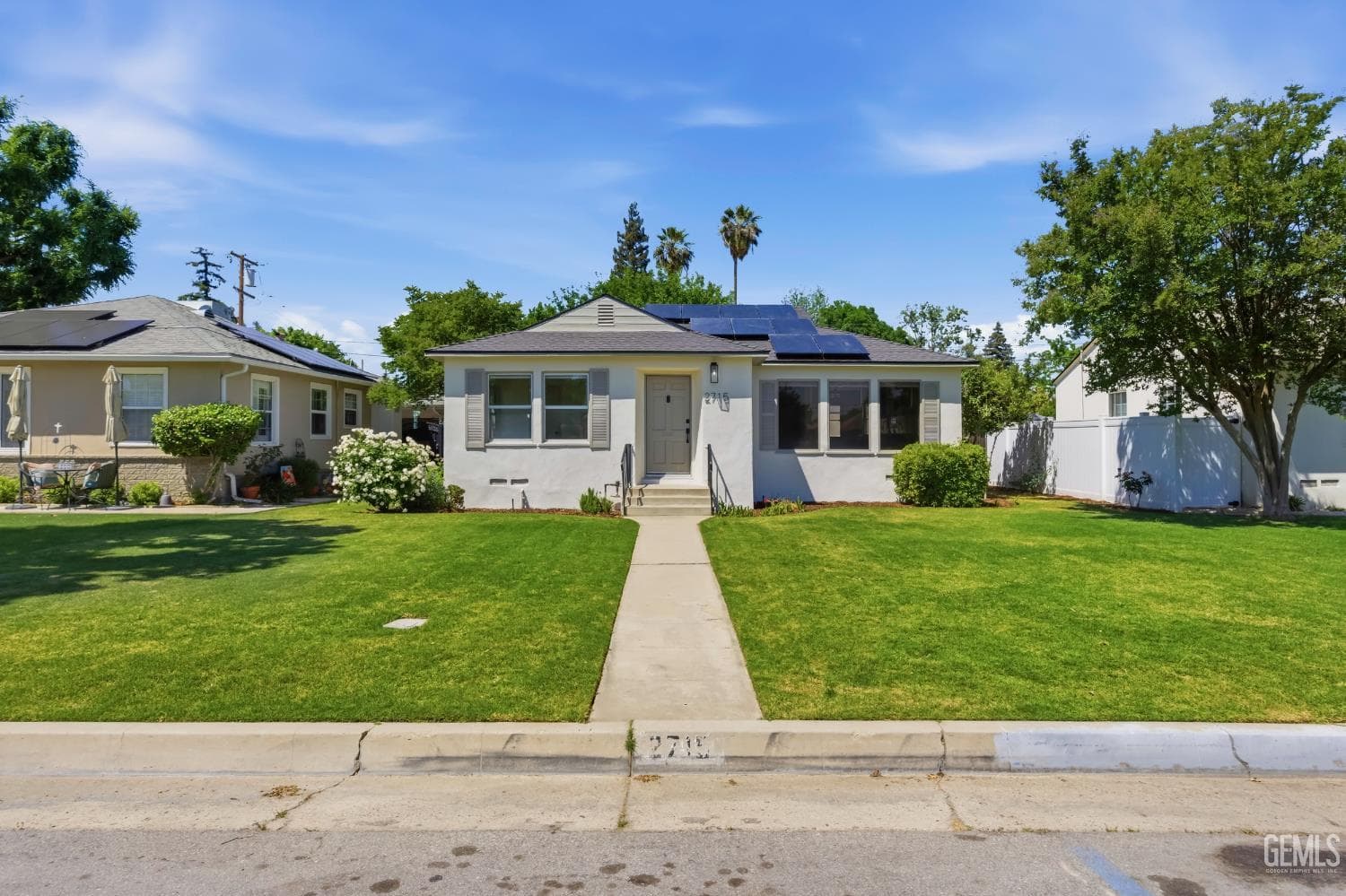 2715 Cedar Street — photo 2