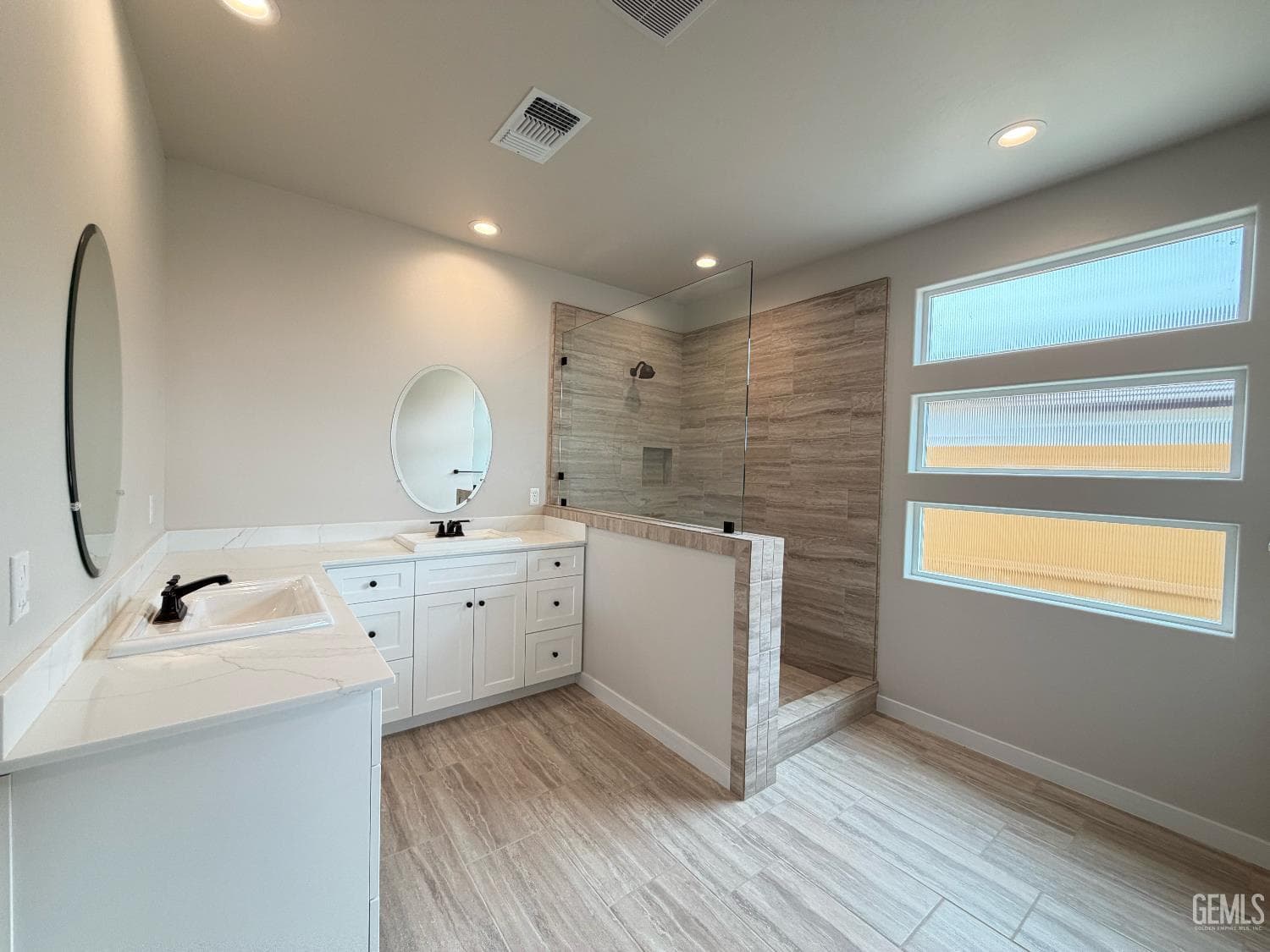 11035 Alcazar Avenue — photo 5