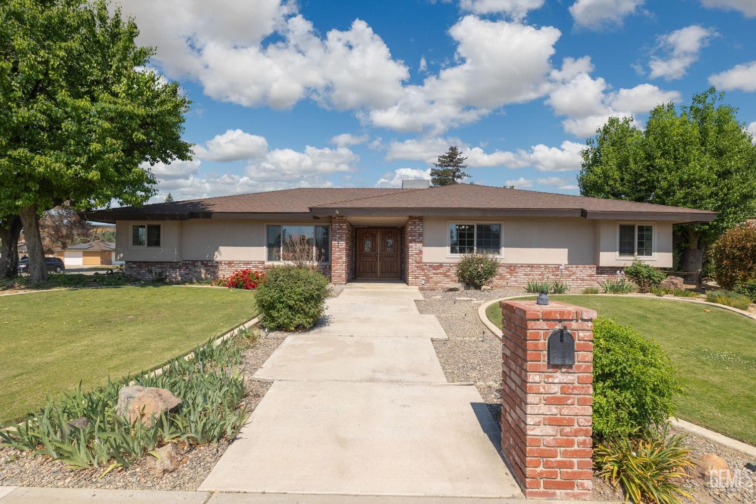 7240 Olive Drive