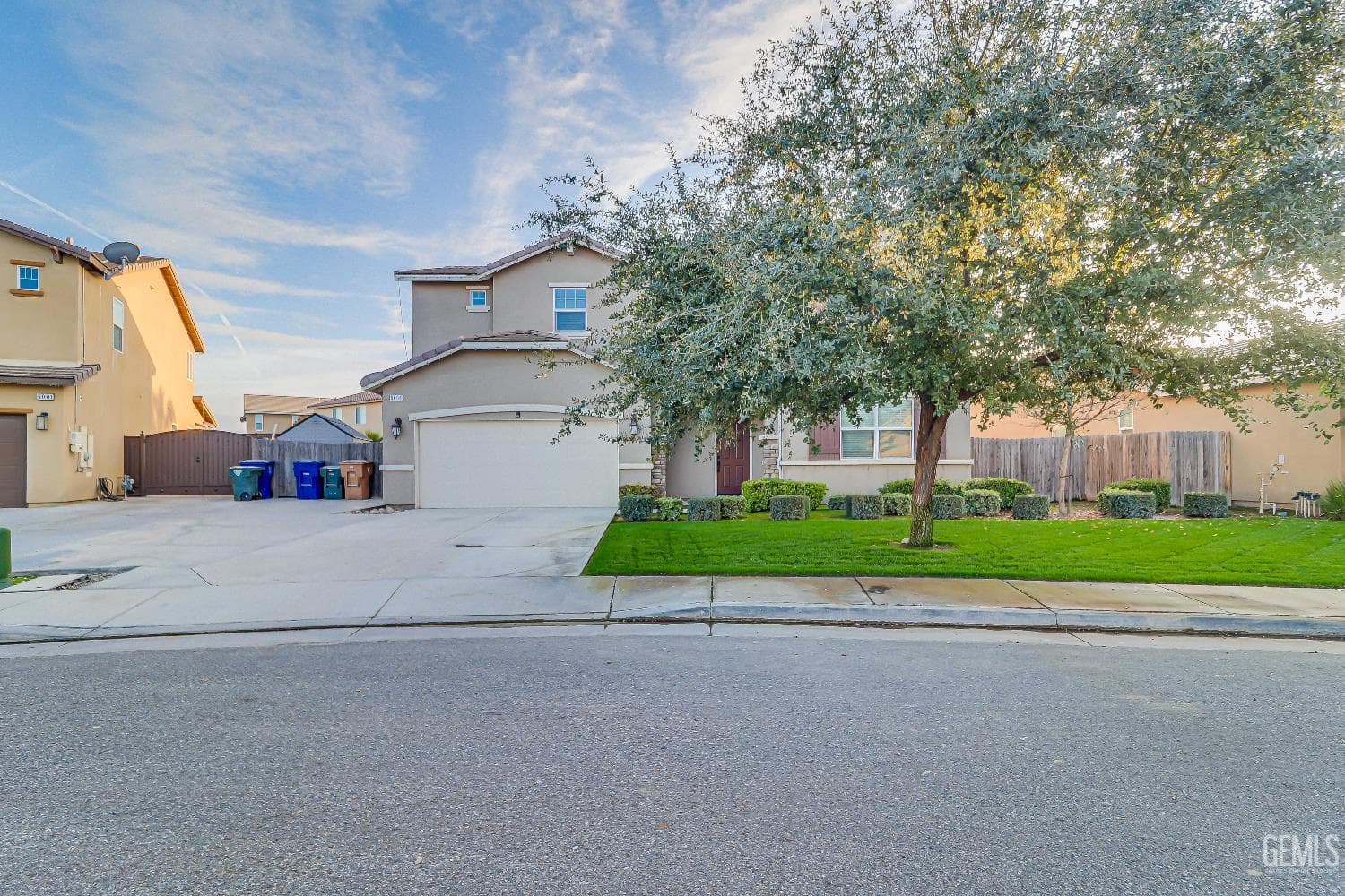 5005 Silvery Jewel Lane