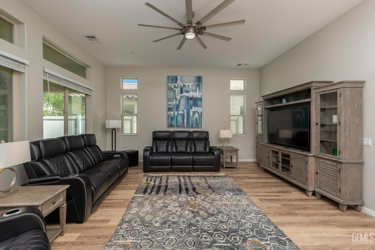 13612 Pixton Avenue — photo 4