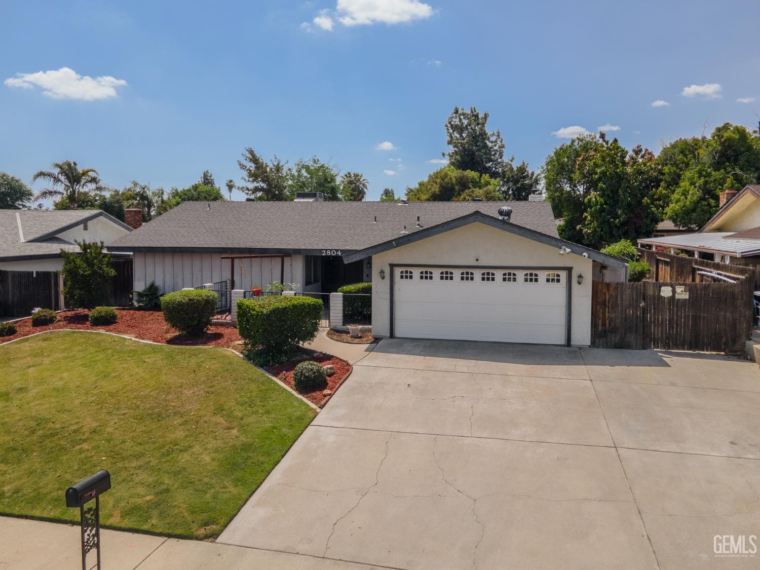 2804 Hempstead Lane — photo 6