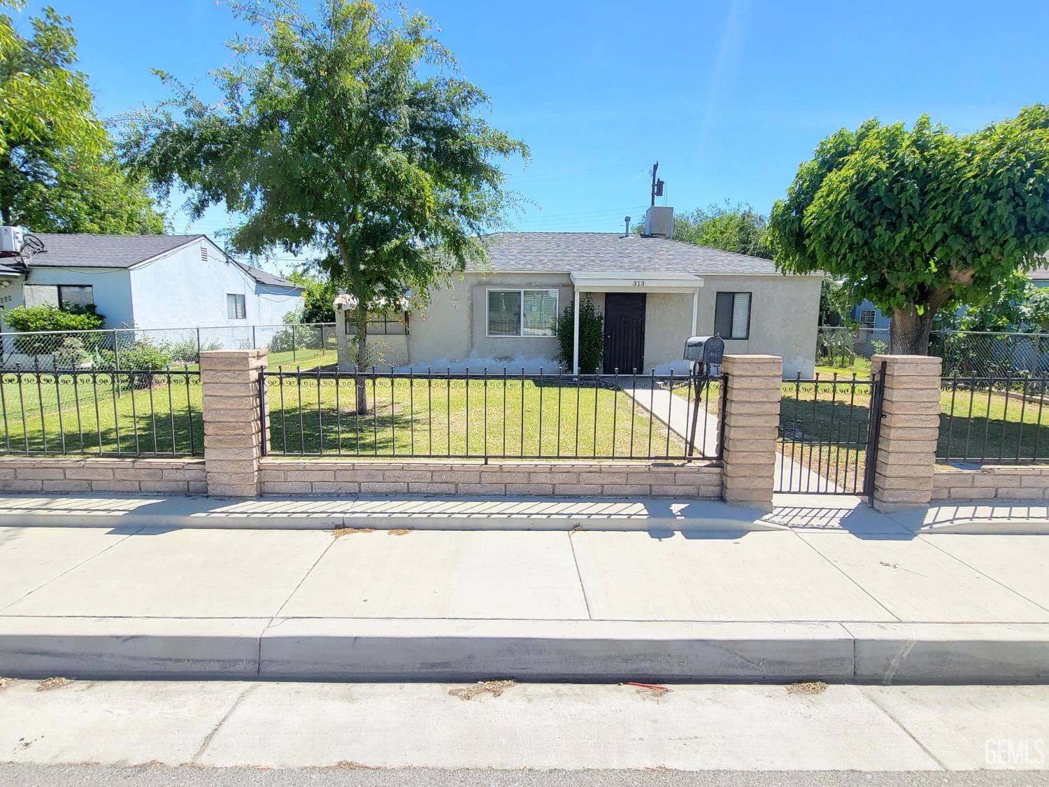 313 1st Street