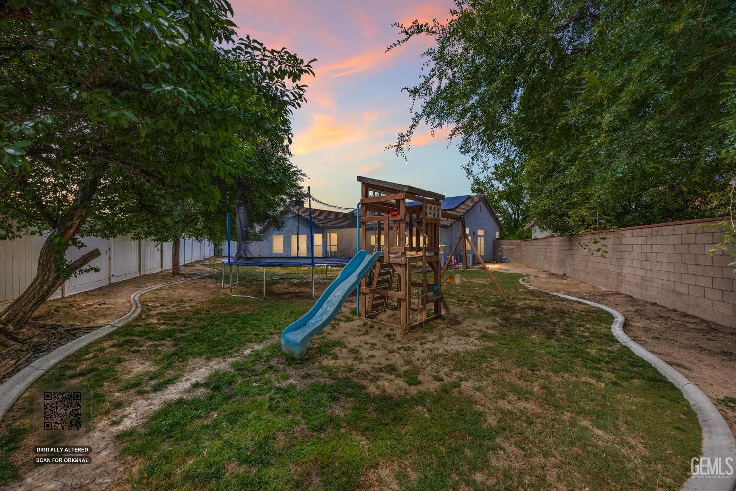 11005 Lakewood Court — photo 2