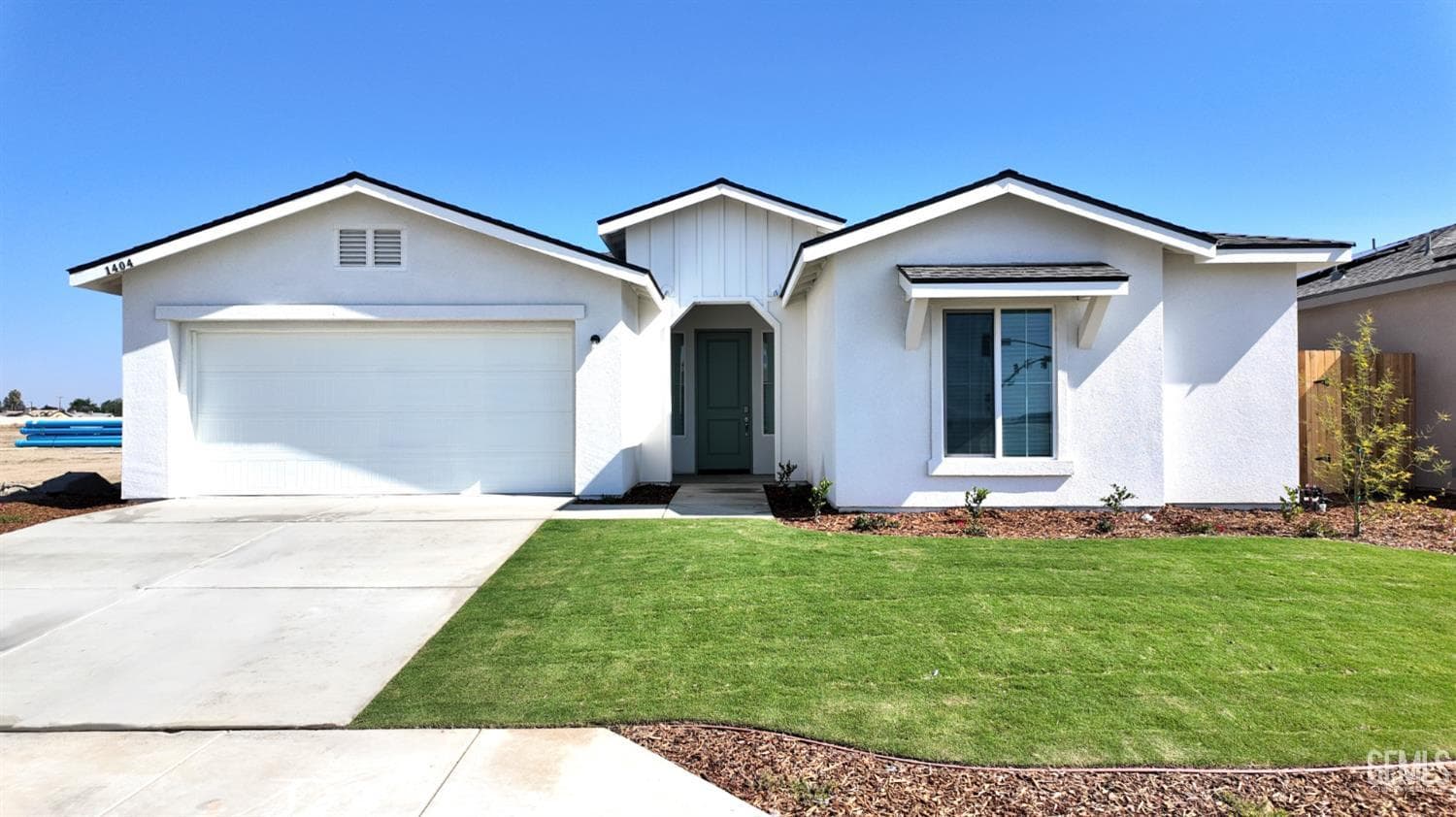 1404 Hobbs Lane