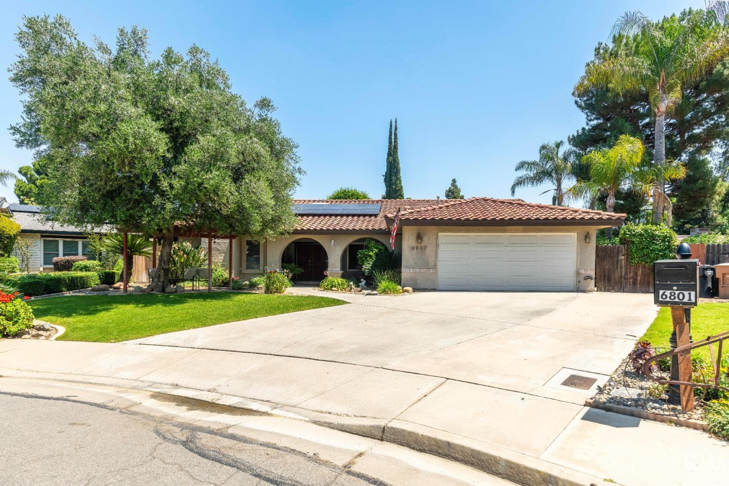 6800 Redwing Court