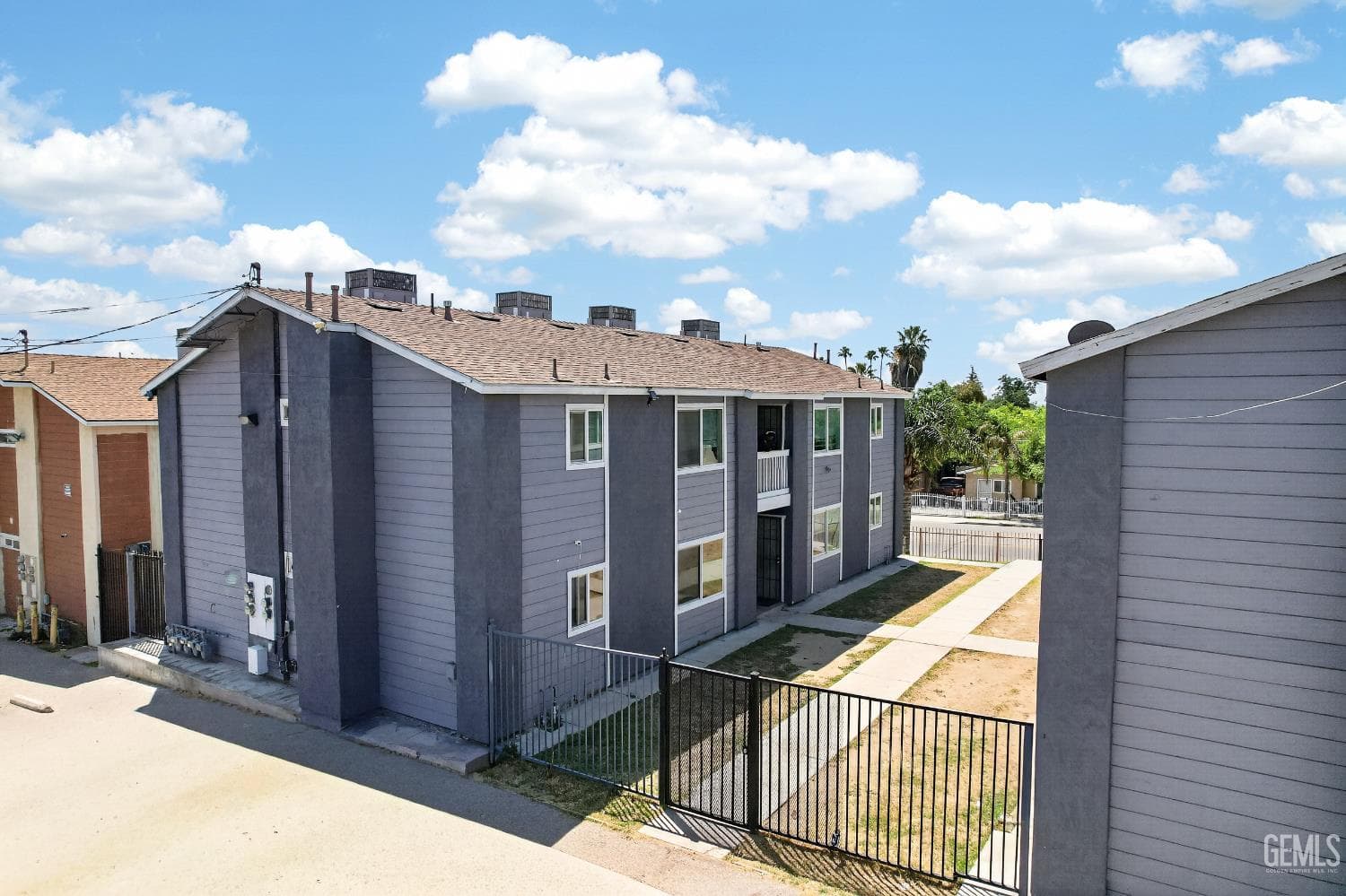 1304 Flower Street