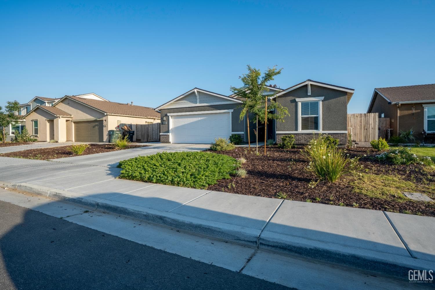 8611 Lacuna Coil Avenue — photo 2