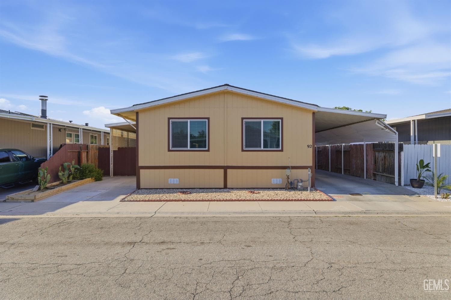 1301 Taft Hwy