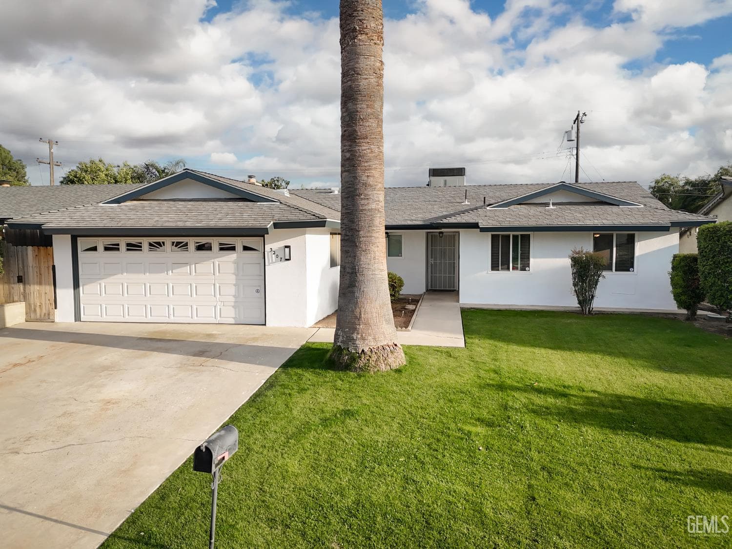 3207 Candlewood Drive