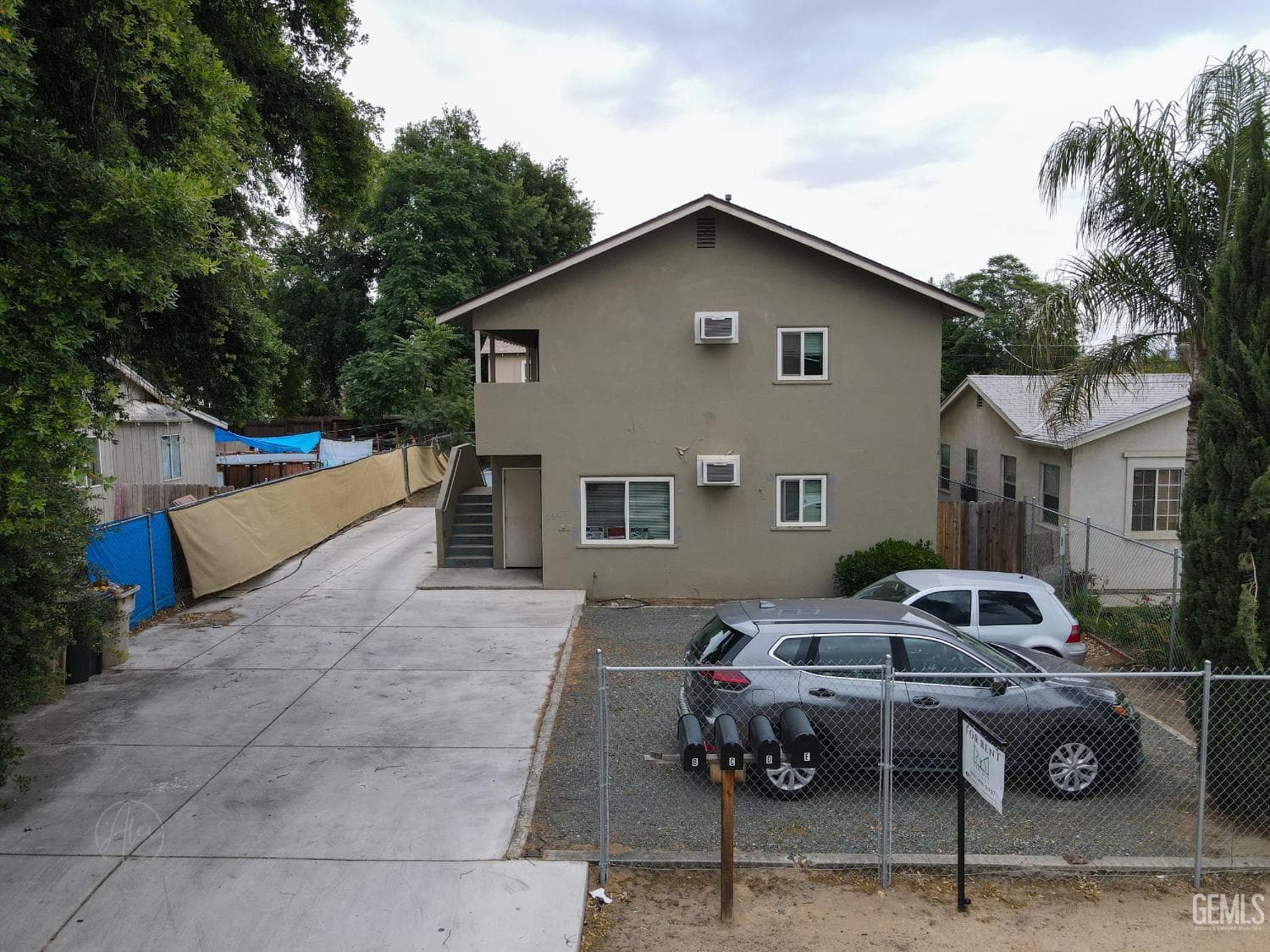 2207 River Boulevard