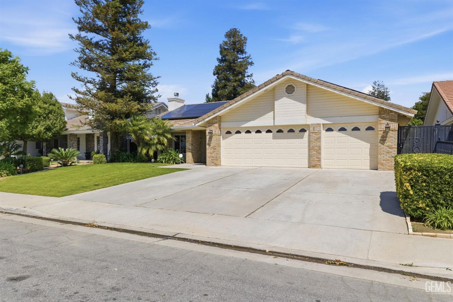 5702 Stageline Drive — photo 3