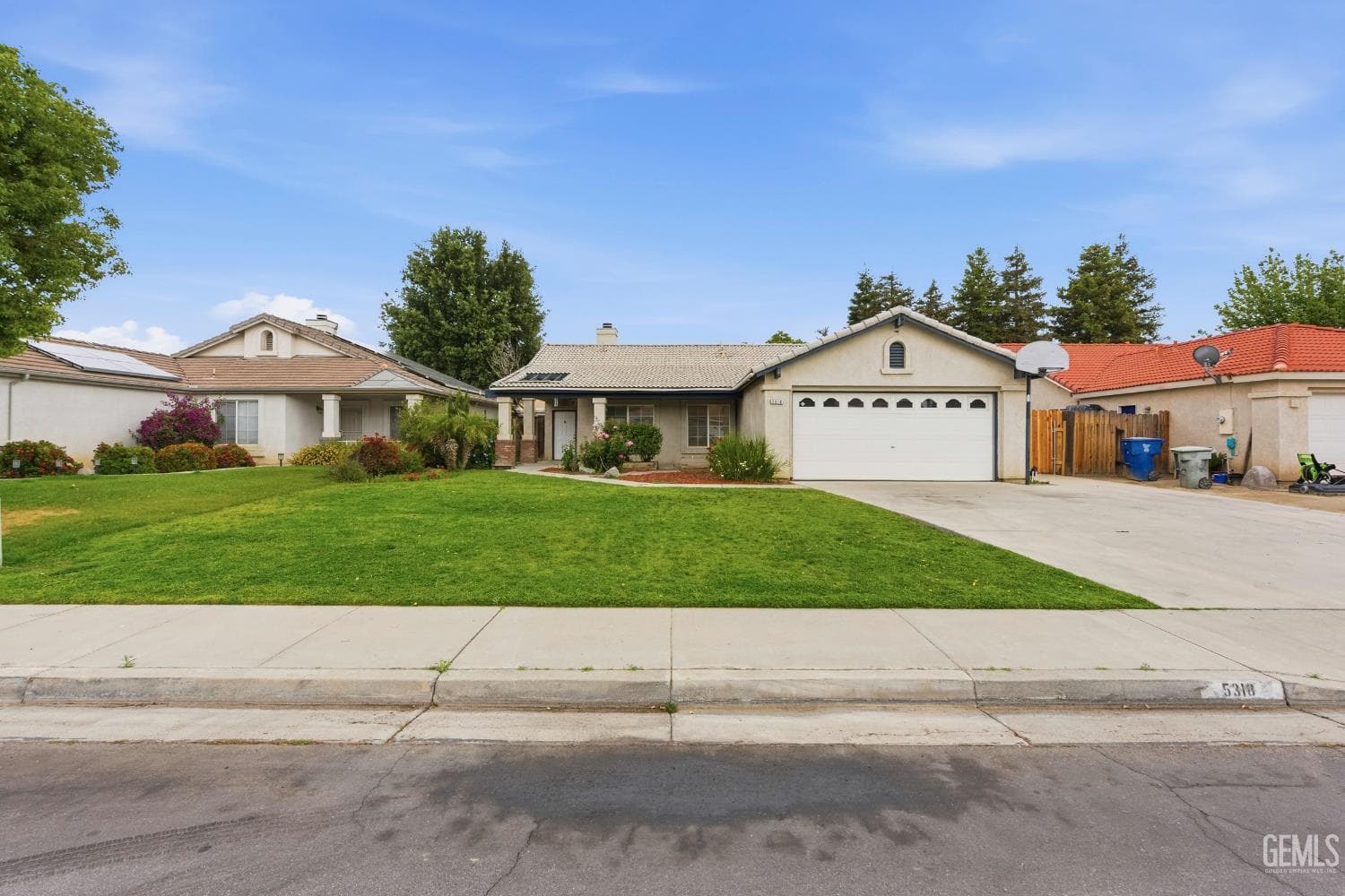 5318 Silvergate Street — photo 2