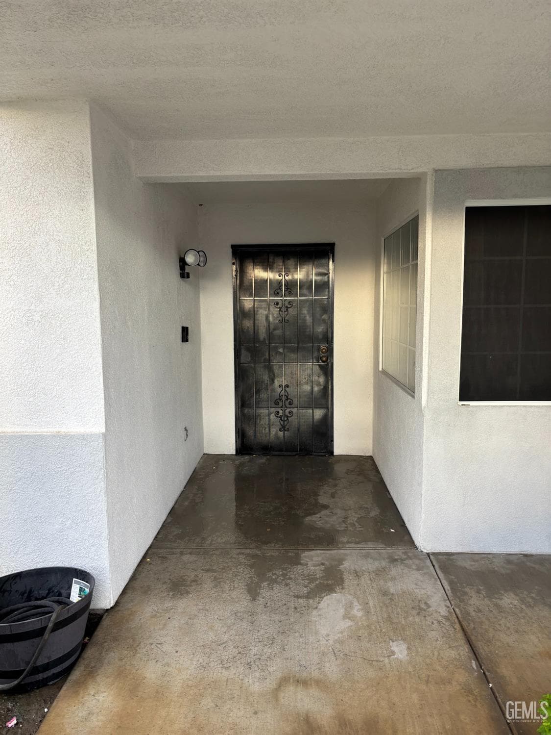 6910 Grafton Court — photo 4
