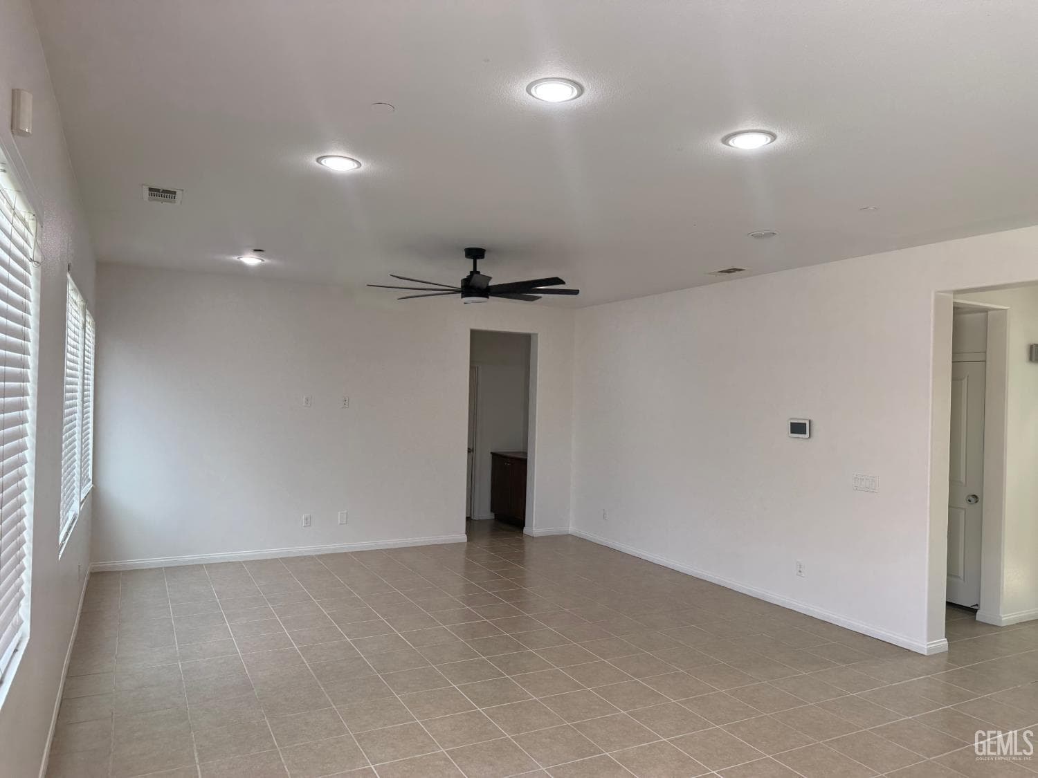 5302 Twinkle Lane — photo 3