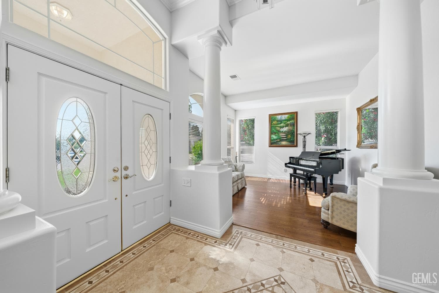 1009 Wealdshire Court — photo 3