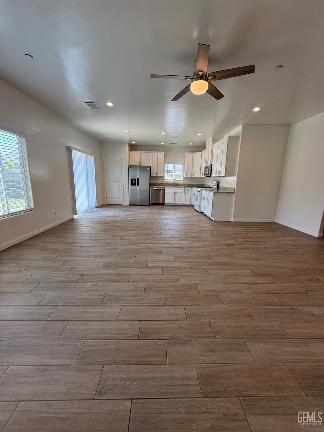 3915 Costa Del Sol Lane — photo 4