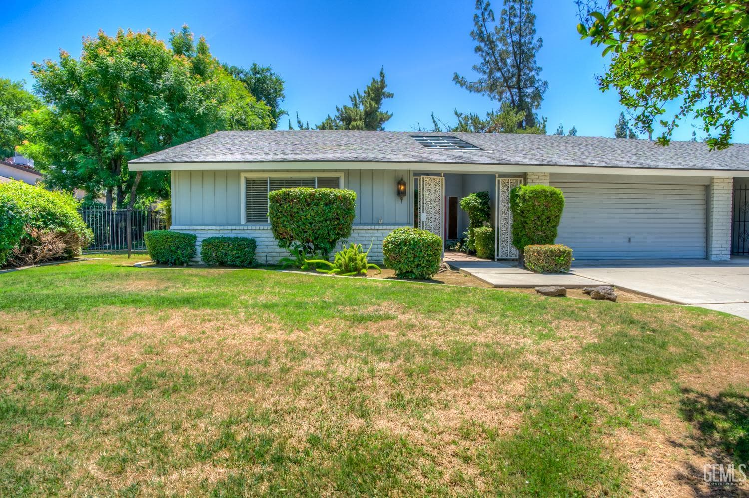 5501 Cypress Point Drive